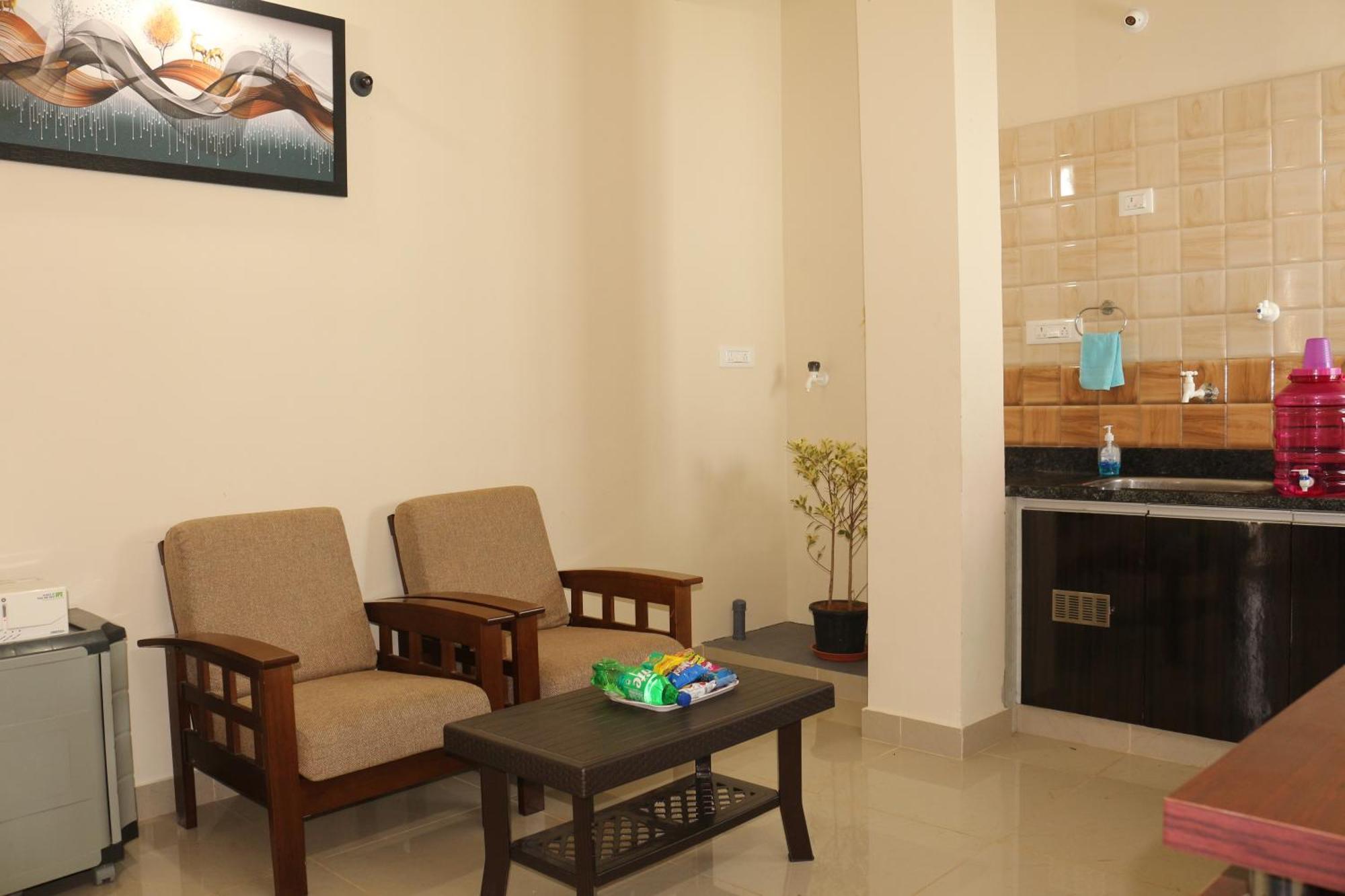 Happy Holiday Inn Service Apartment Chikmagalūr 外观 照片